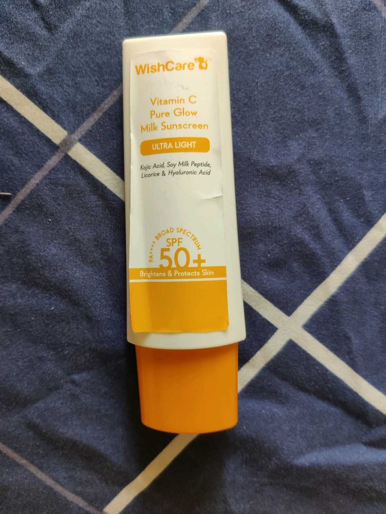 Wishcare Pure Glow Milky Sunscreen