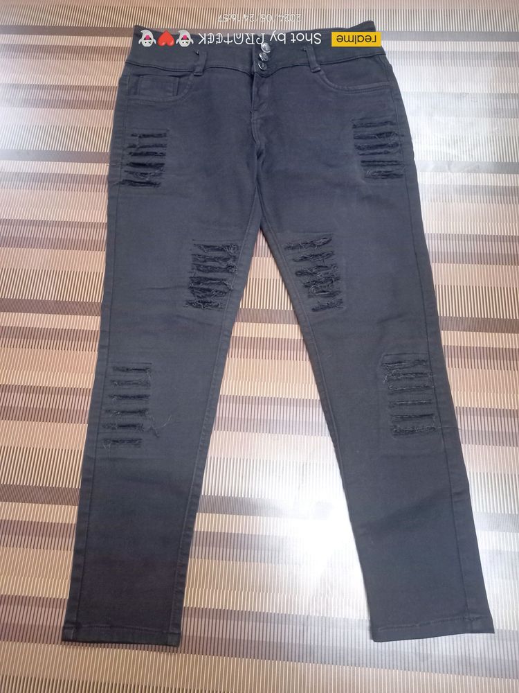 (I-28) 32 Size Slim Fit Denim Jeans