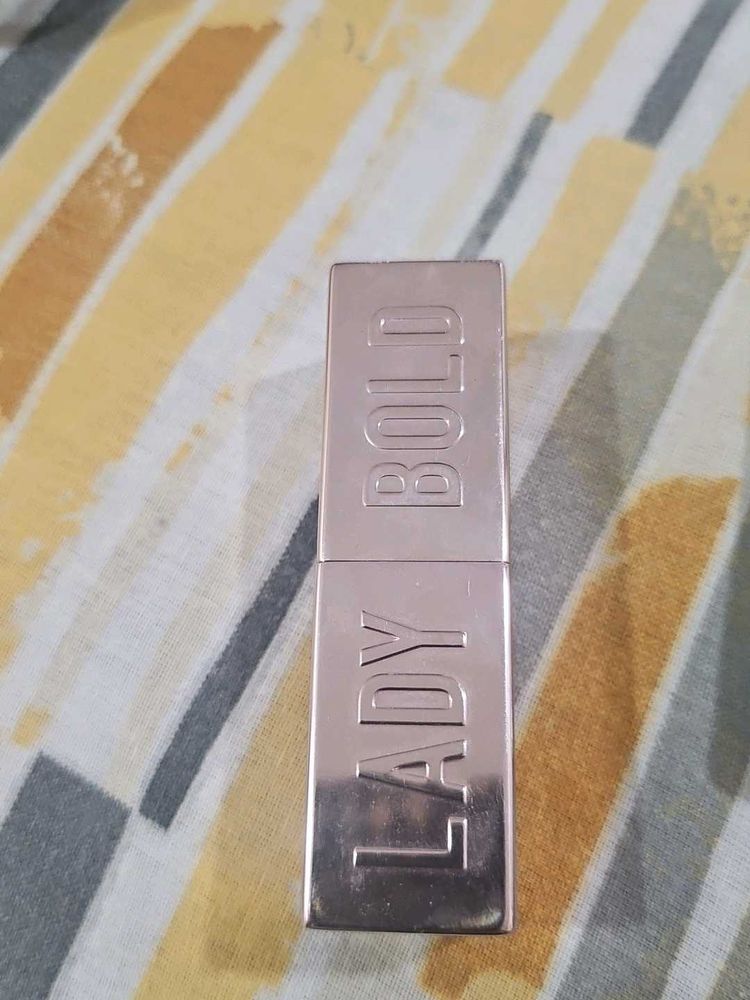 Lady Bold Lipstick