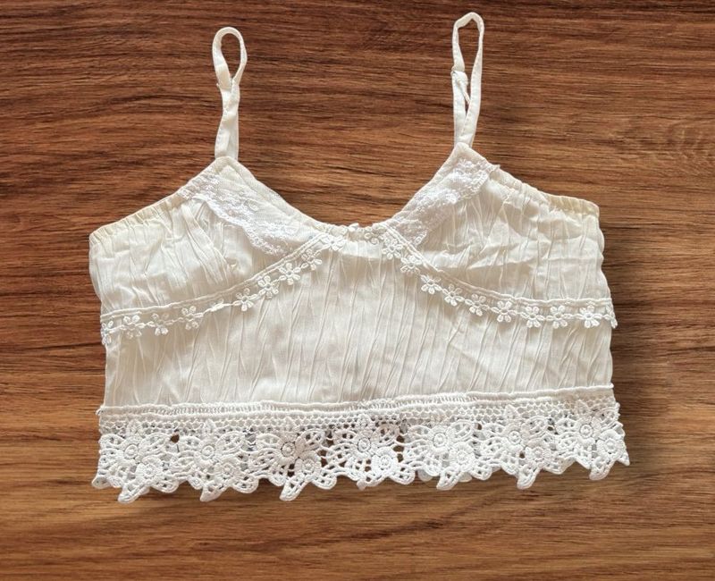 White Lace Trim Cami Top. size S