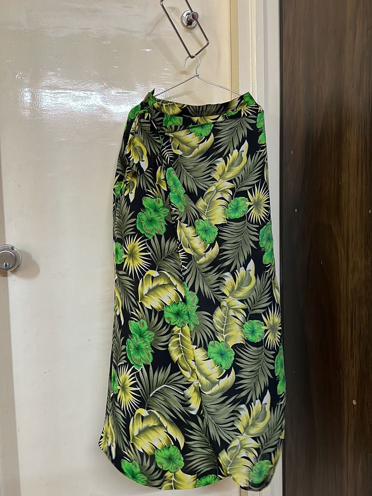 Beach Wear With Slit