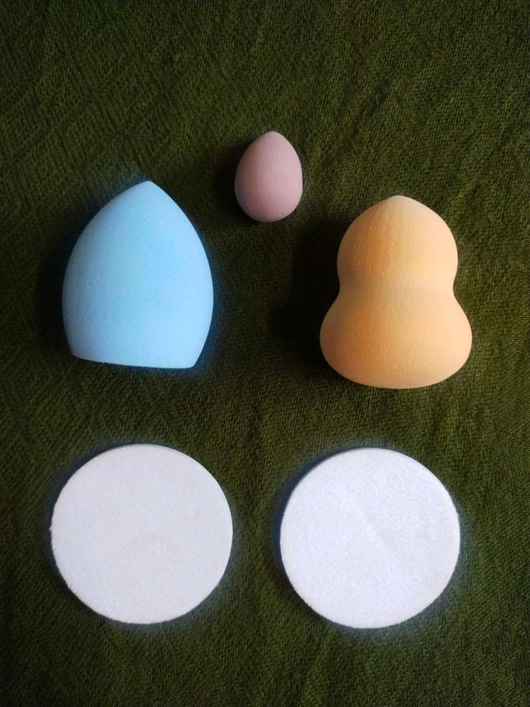 Makeup Sponges &amp; Cotton Pads Set