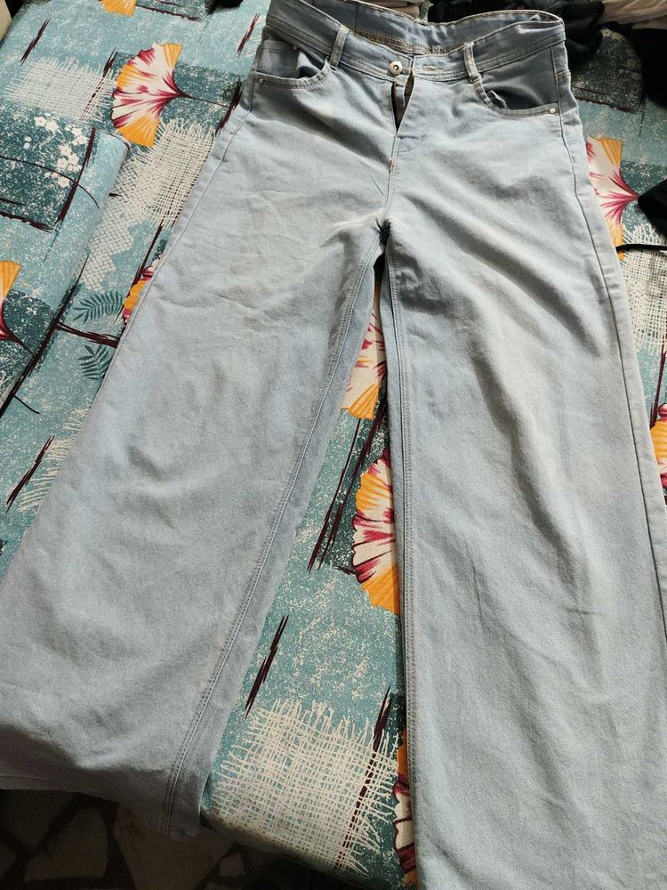 Light Wash Wide Leg Jeans