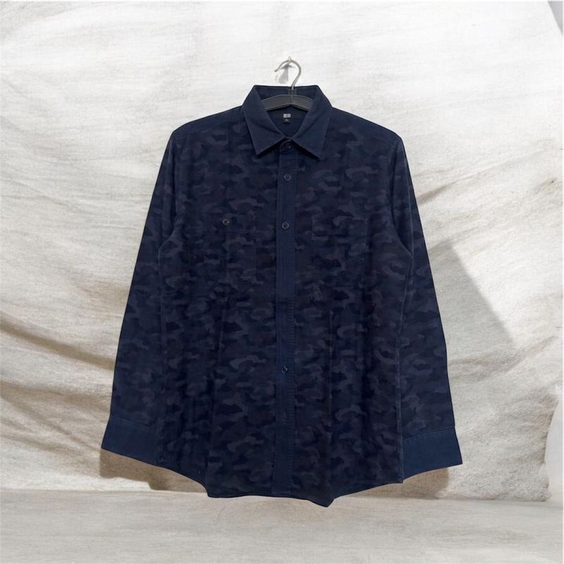 Men's Camo Long Sleeve Button-Up Shirt