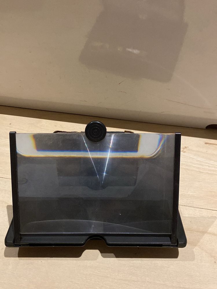 phone screen magnifier/ projector