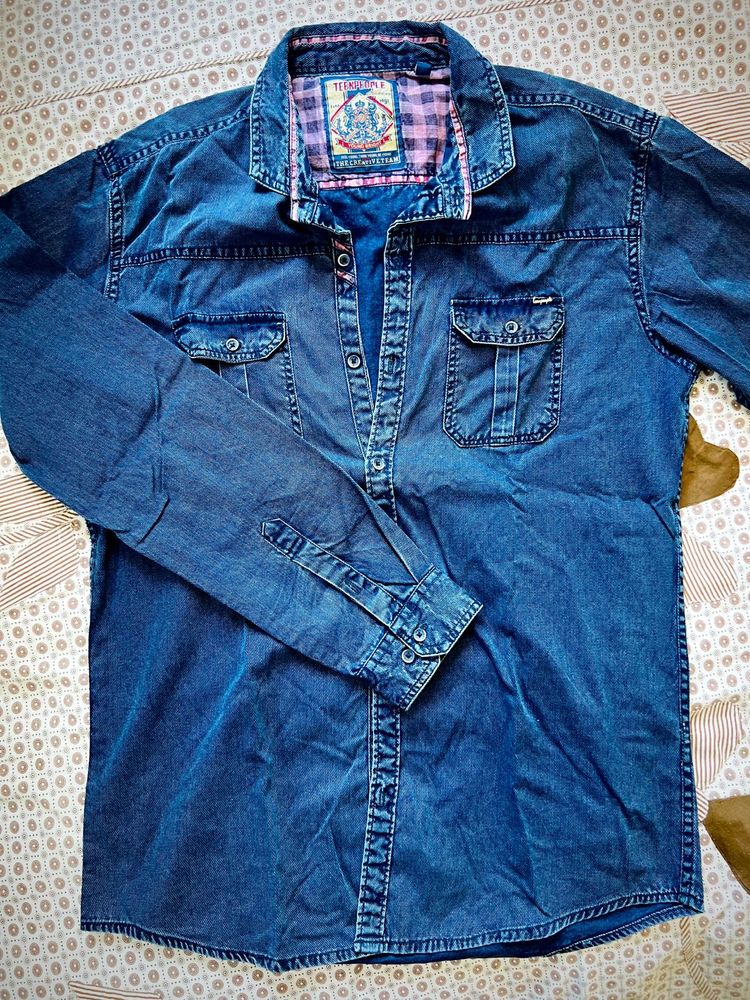 Lightweight denim