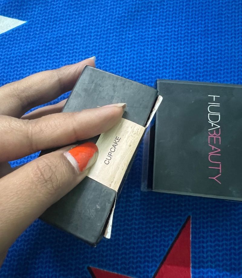 Hudabeauty Cupcake Easy Bake &amp; Setting Powder