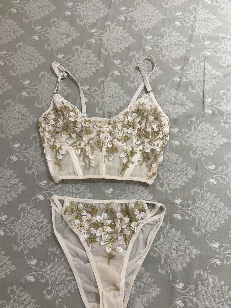 sexy lace bralette and panty set