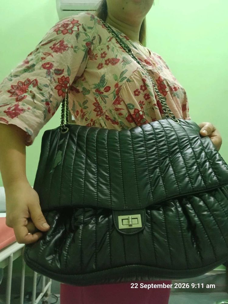 Black Quilted Chain Shoulder Bag