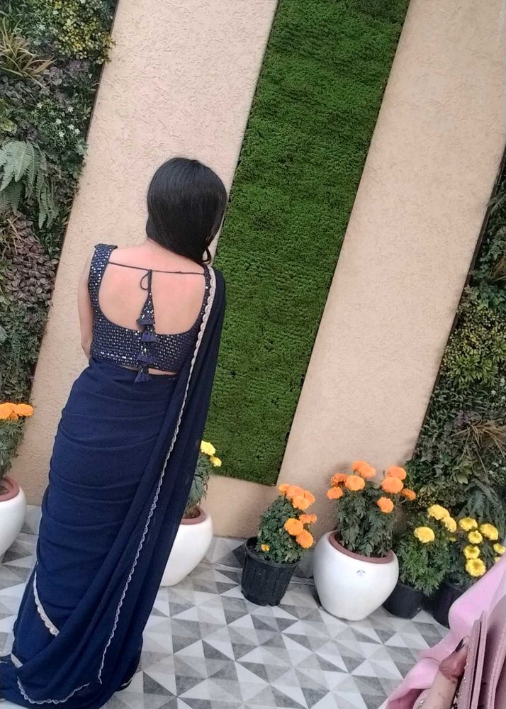 sleeveless blouse