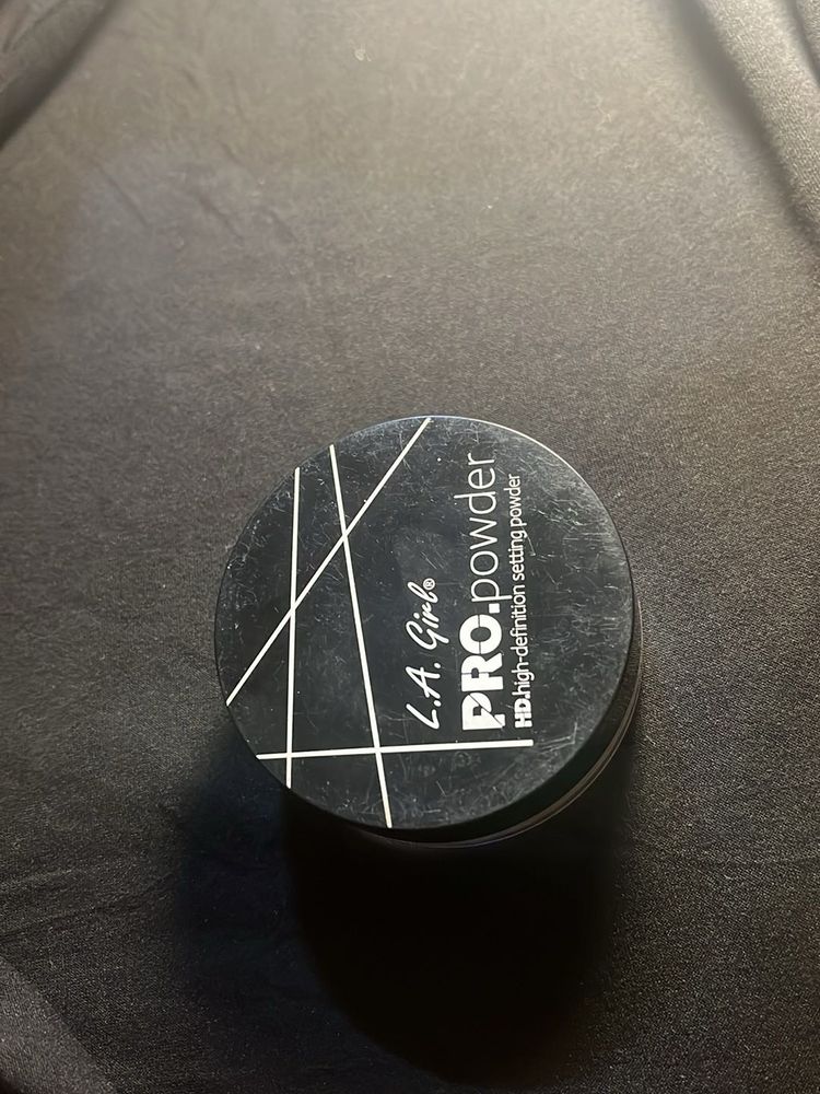 L.A. Girl PRO.powder Setting Powde