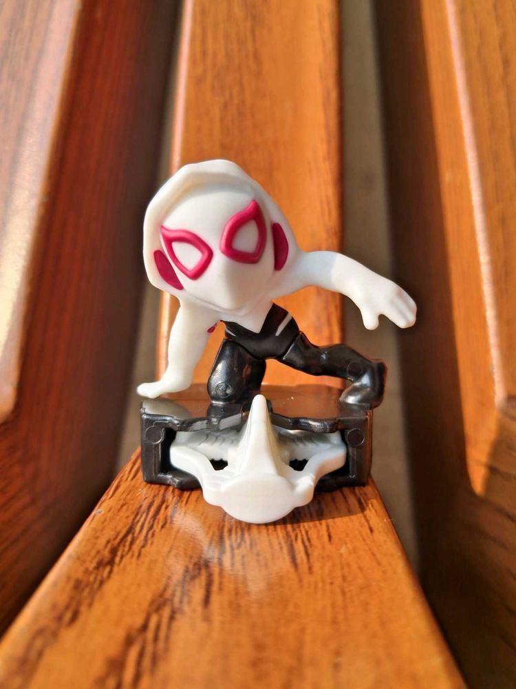 Spider-Gwen - Kinderjoy Spiderman Edition Figurine