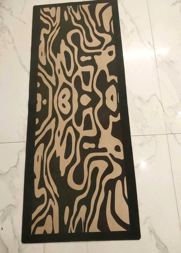 Abstract Patterned Area Rug RUNNER