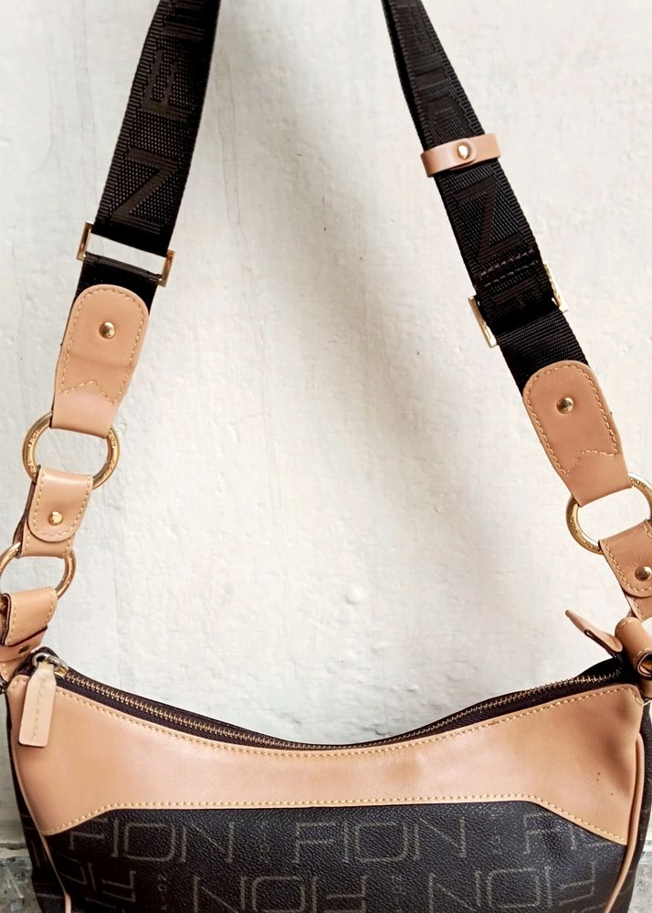 Fioni Baguette Bag
