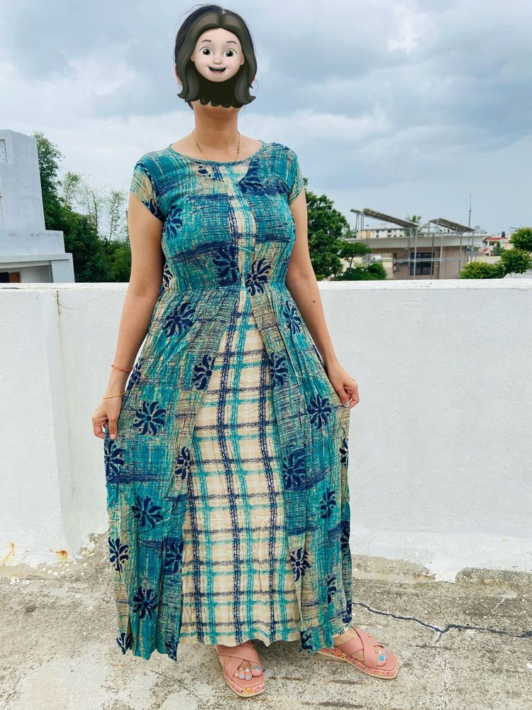 Beautiful Teal &amp; Beige Gown