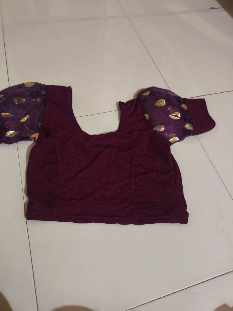 Elegant Blouse with Embellished Sleeves