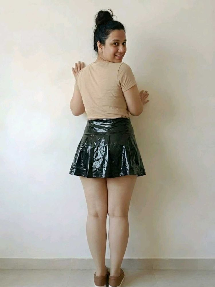 Shein Shiny Black Pleated Mini Skirt Size L
