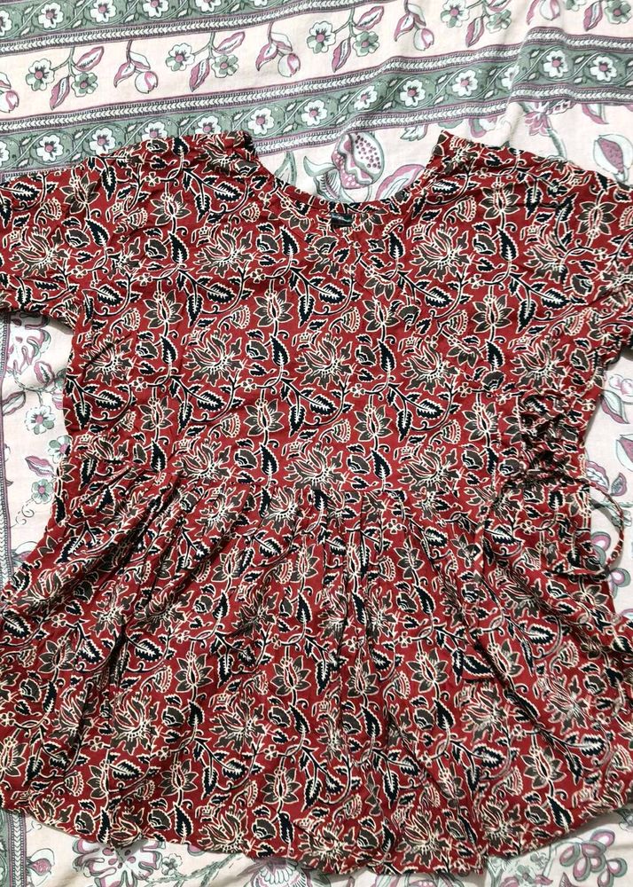 Red Floral Print Kurta Top