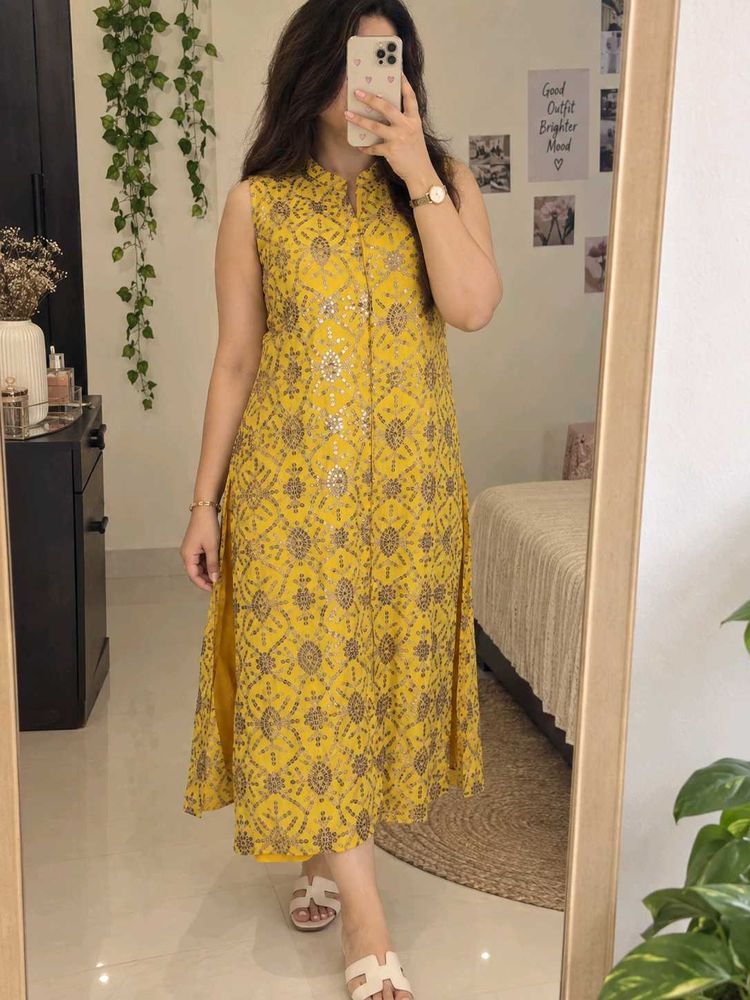 Beautiful Yellow Embroidered Kurta Size Small