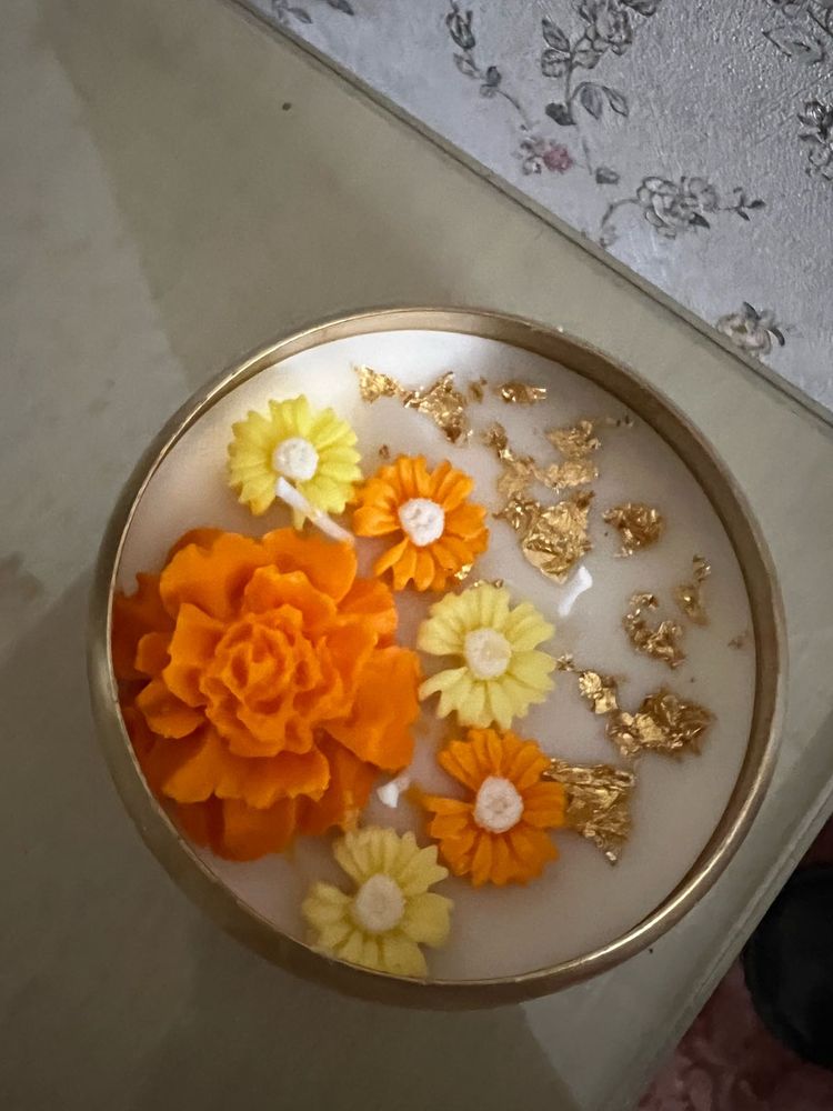 Decorative Floral Scented Candle