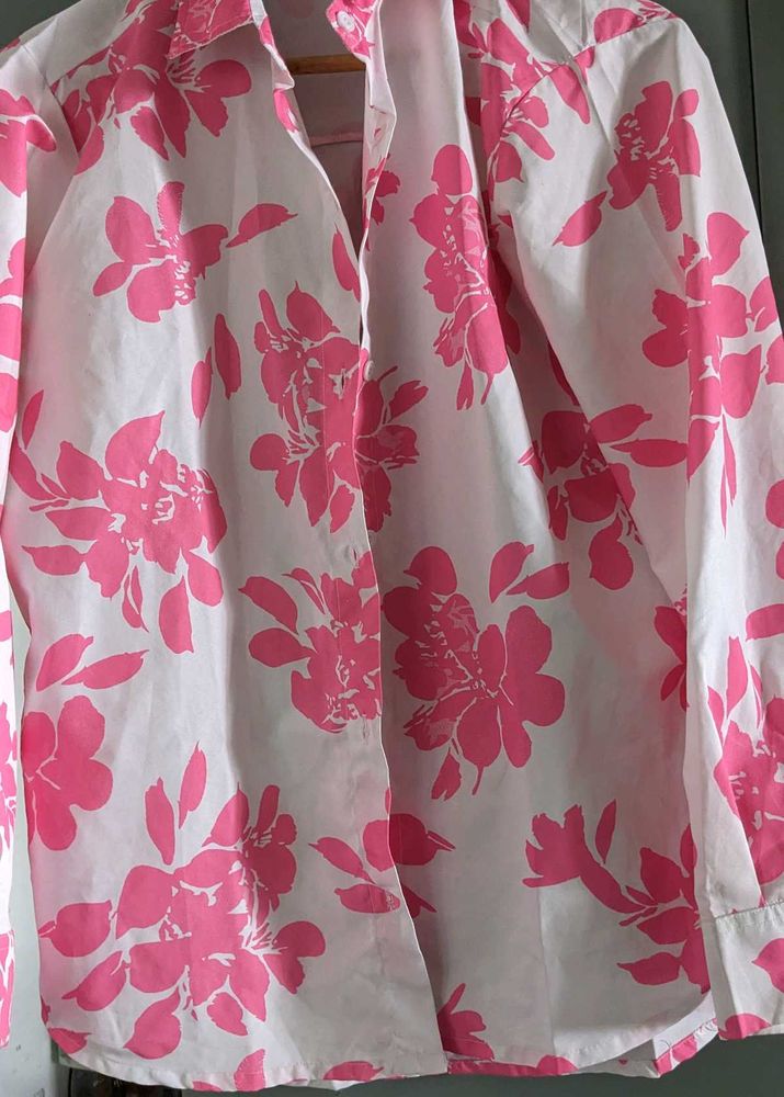 SHEIN Pink Floral Print Button-Up Shirt
