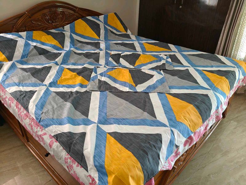 Modern Geometric Print Bedsheet Set