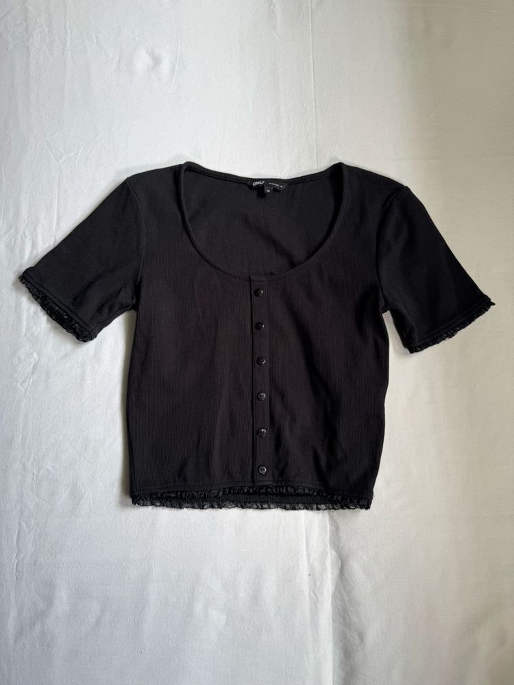 ONLY Black crop top