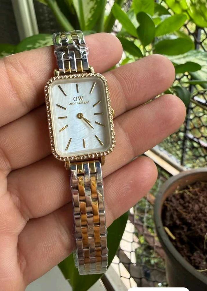 DW watch