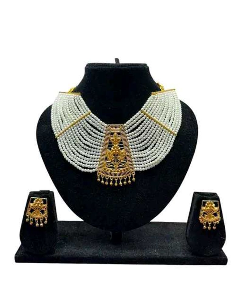 Elegant Pearl Jewellery Set