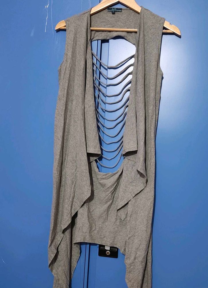 Sleeveless Gray Cut-Out Shrug