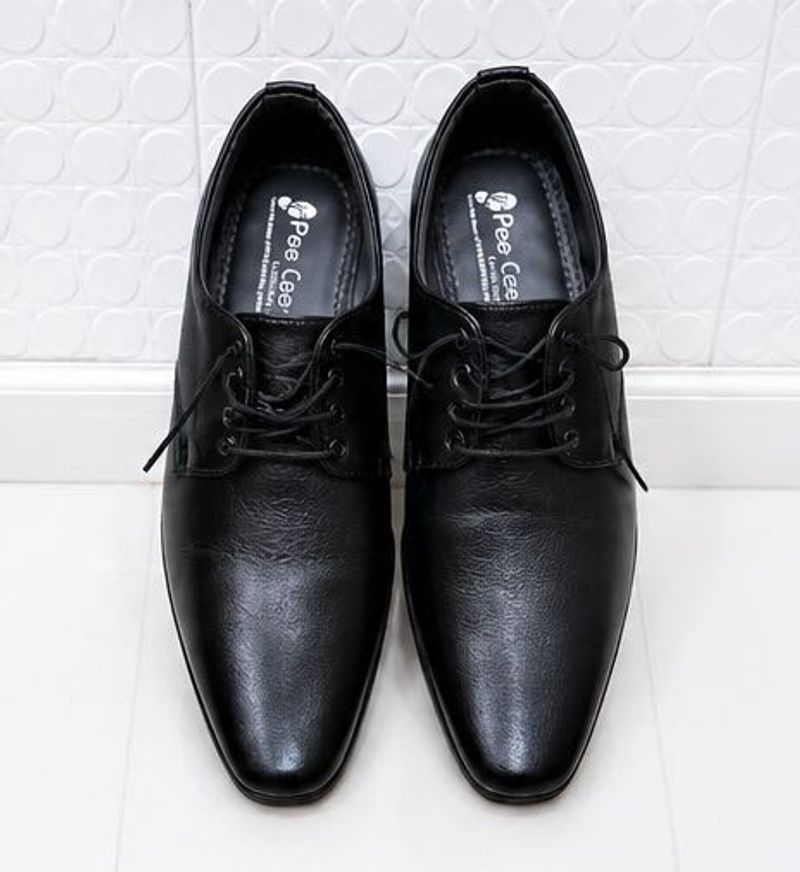 Classic Black Formal Shoes only 3 to 4 time used