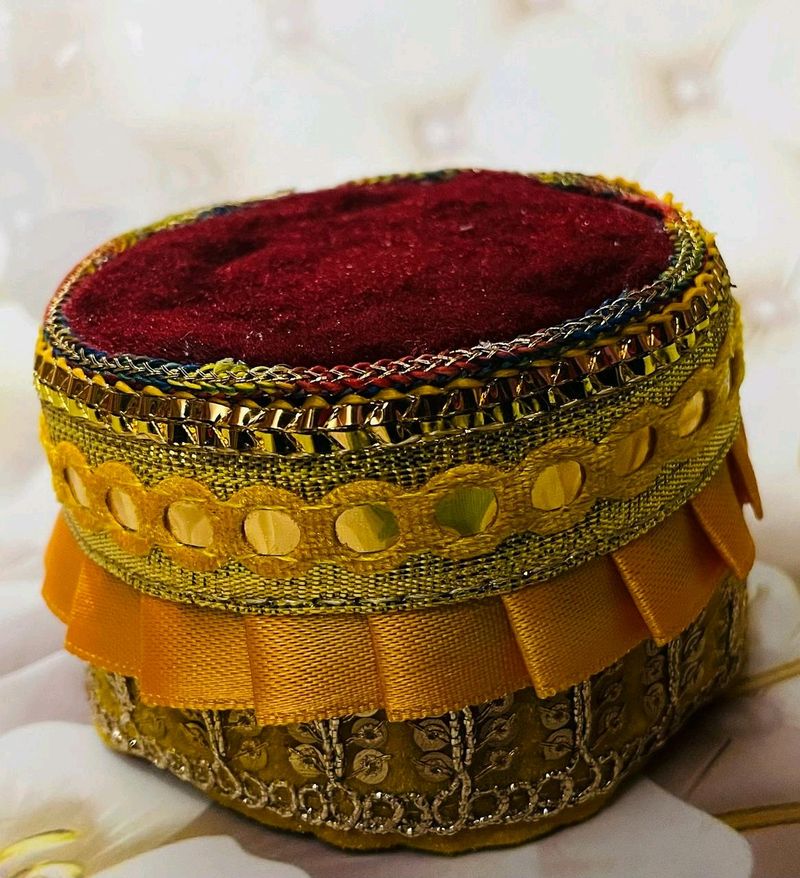 Laddu Gopal Ji Ka Shingshan 0,1