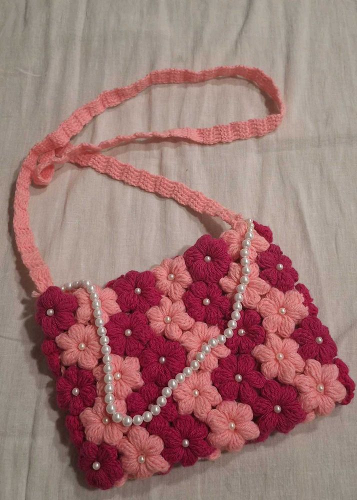 Cutest Puff Flower Bag.🌸