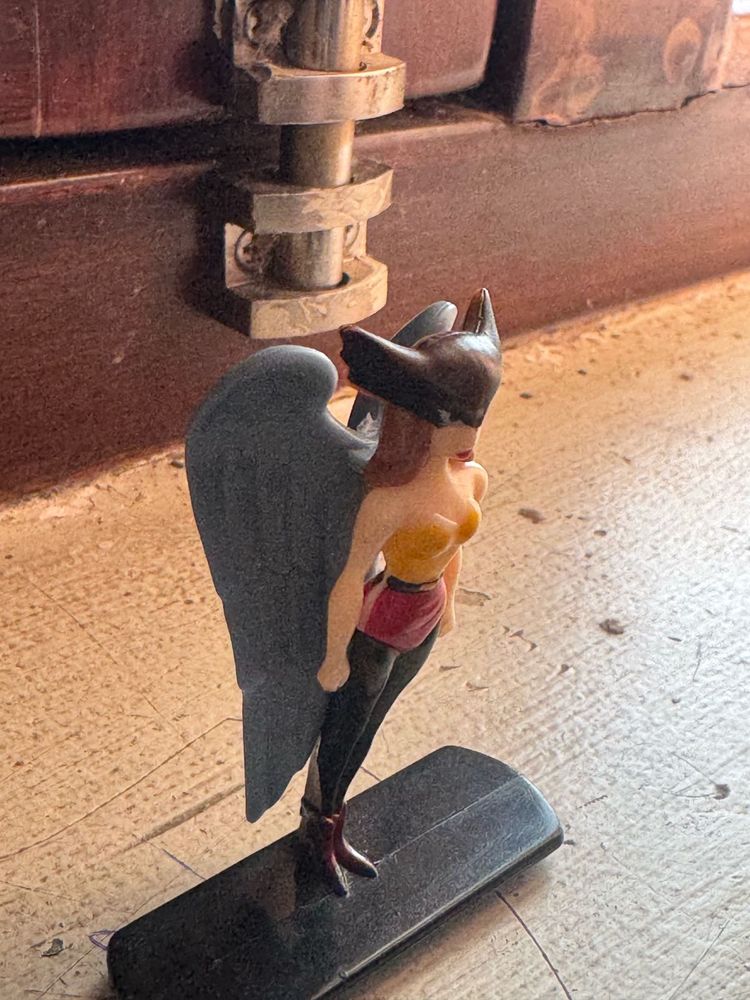 gems ball Hawk Girl figure