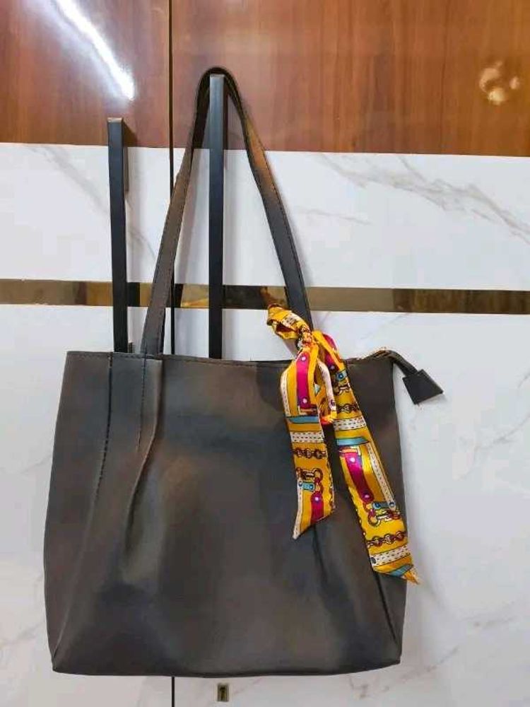 Stylish Tote Bag with Scarf Accent