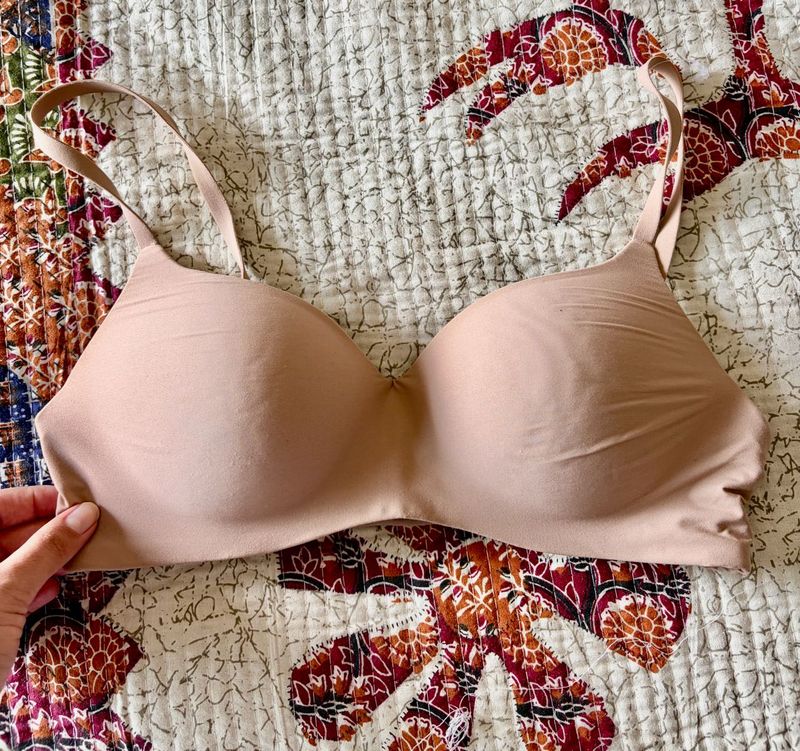 Seamless padded Bra