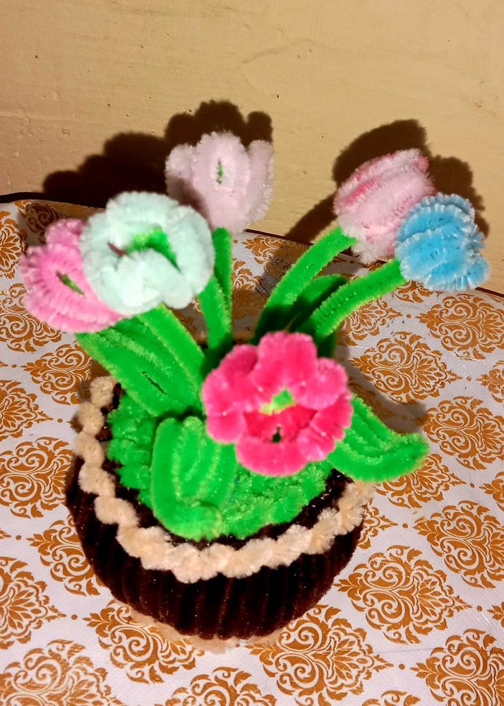 Pipe Cleaner Flower Pot with 1 free key chain 😉