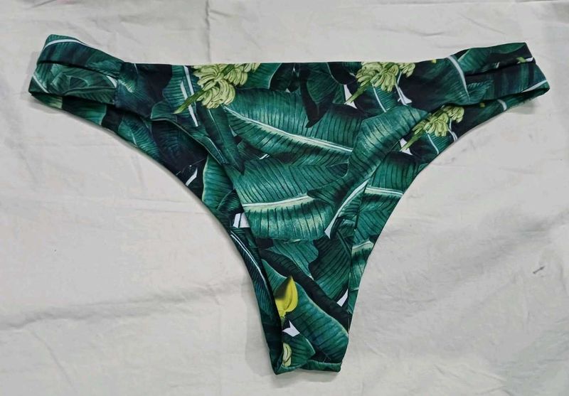 💛 Tropical Leaf Print Bikini Bottom