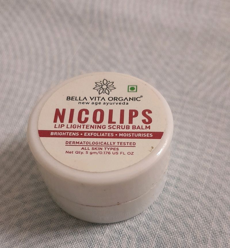 Lip Lightening Srub Balm