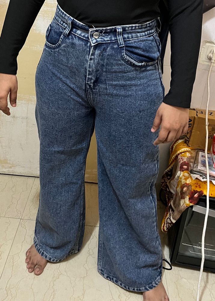 Women's Wide Leg Jeans