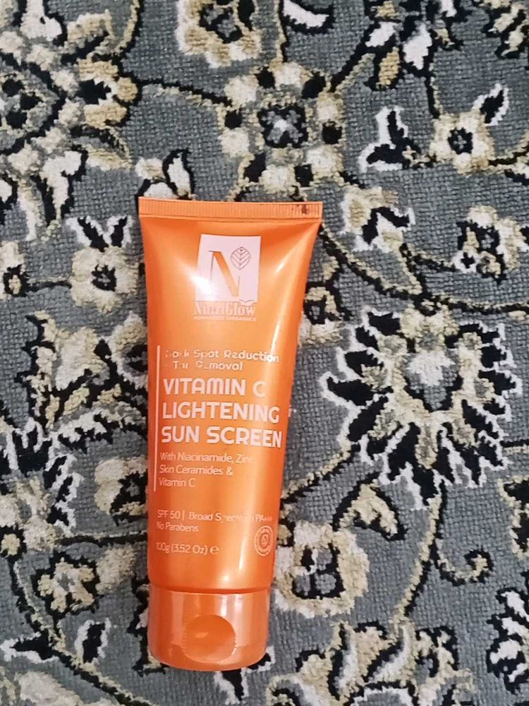 nutriglow vitamin c sunscreen