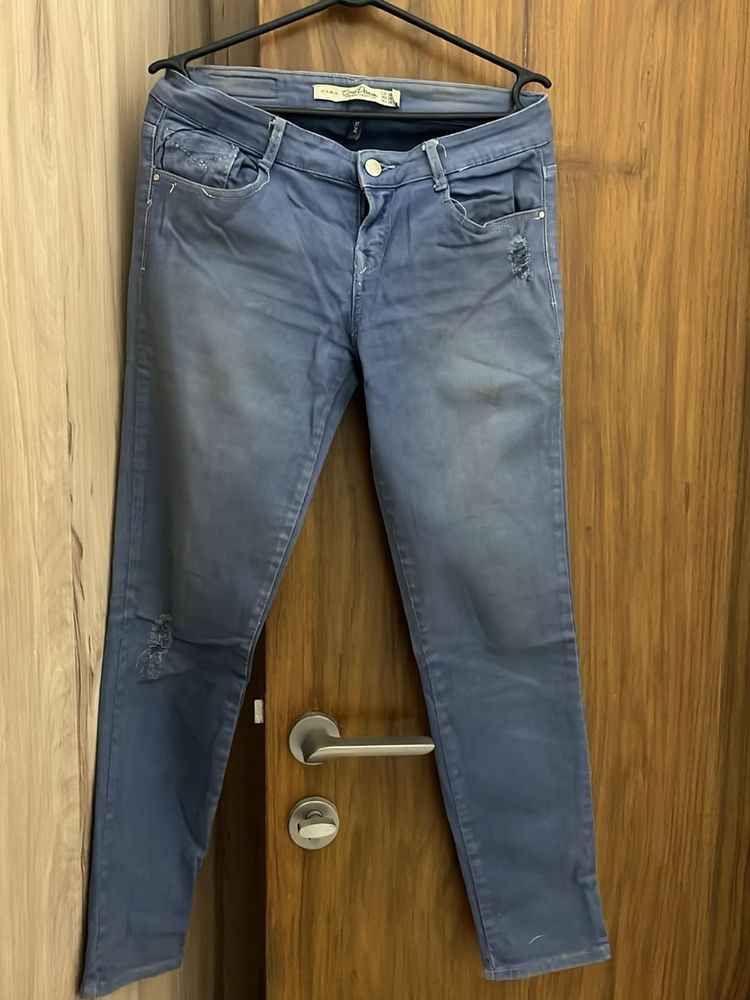 Zara Light Blue Distressed Denim Jeans