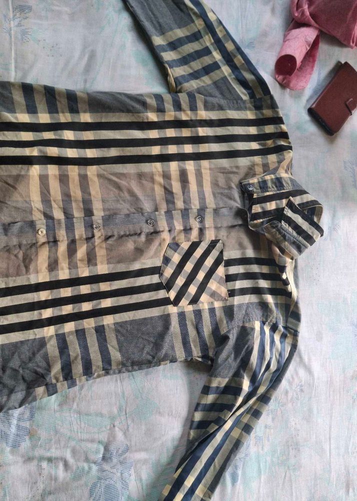 Men's Classic Plaid Long Sleeve Shirt