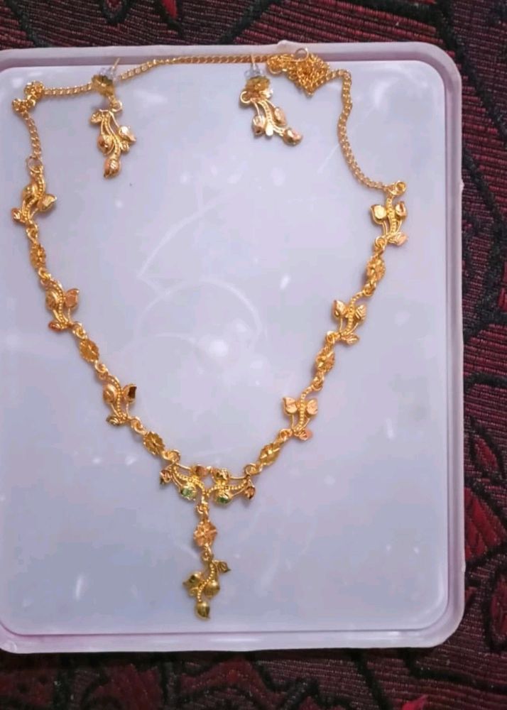 BRAND NEW***GOLD PLATED JEWEL SET