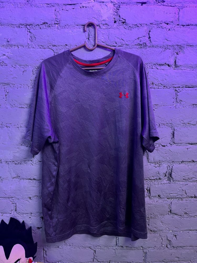 Under Armour HeatGear Loose Fit T-Shirt
