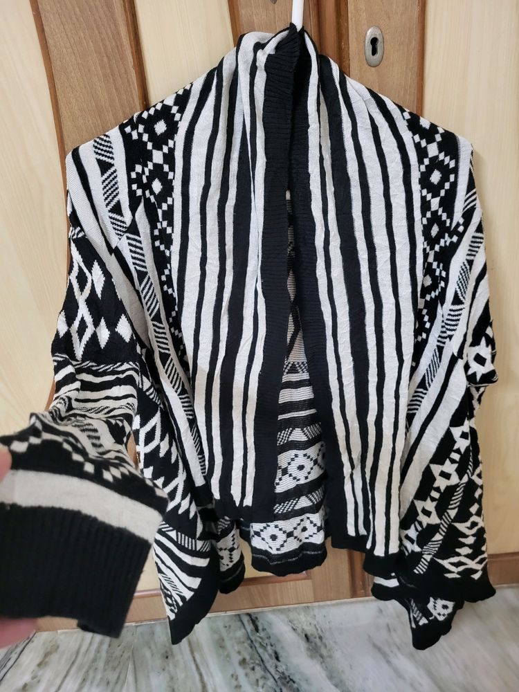 Shrug Black And White Very Stylish Never Used