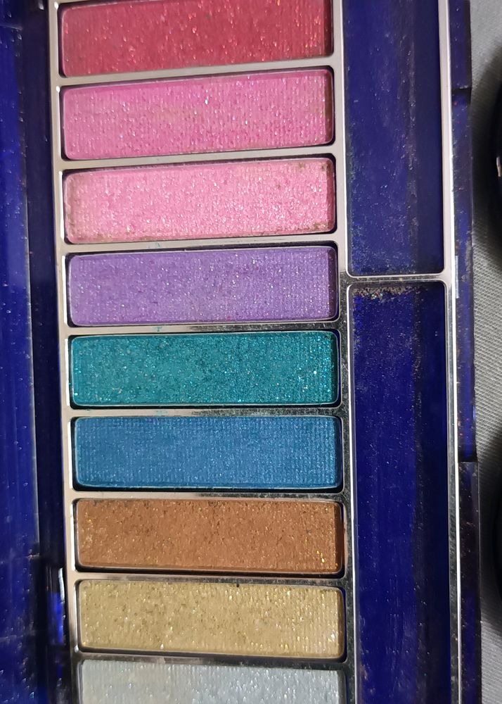 Eye shadow and bless On