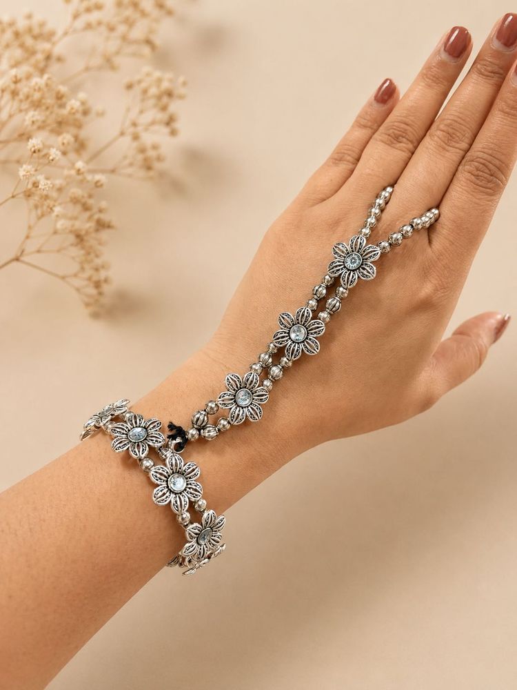 Silver Petal Charm Handpiece 🌸