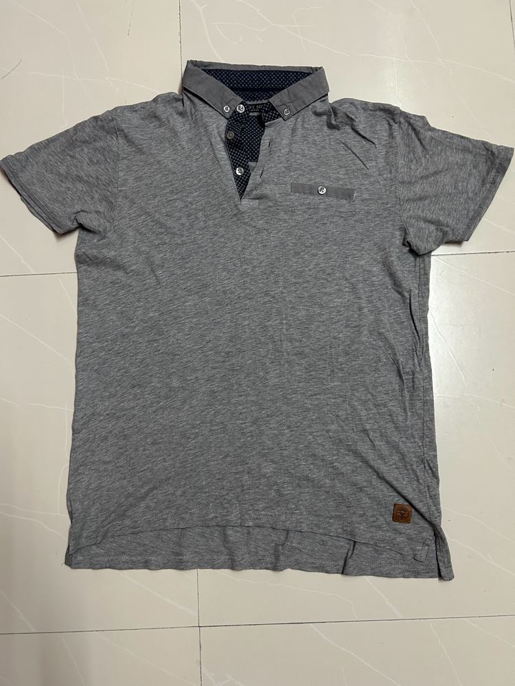 Man Grey Tshirt