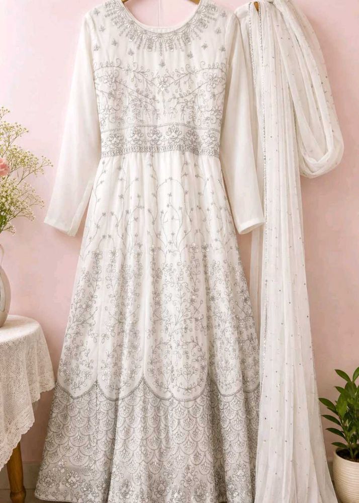 Elegant White Embroidered Gown with Dupatta
